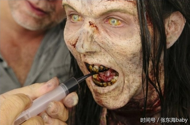 牙齿上色!坚决不放过每一个细节!