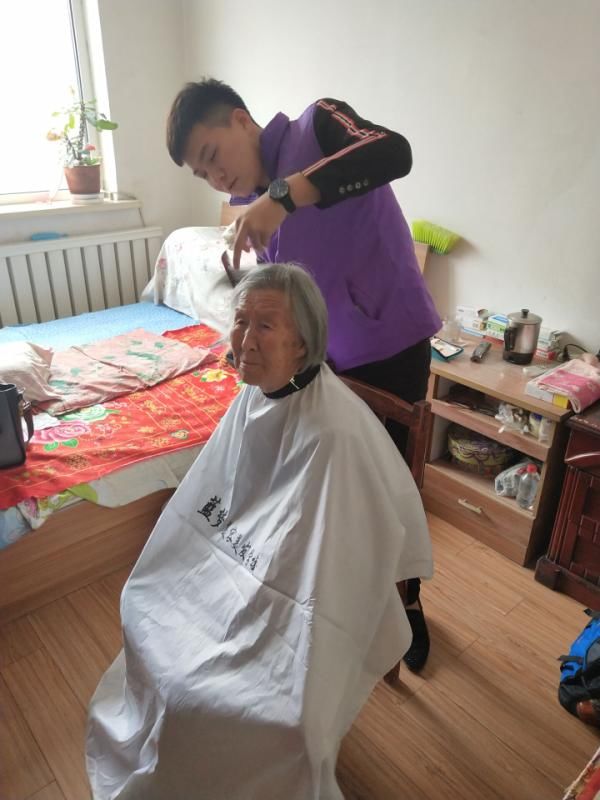 长春市绿园区林园街道开展志愿我先行,青年当