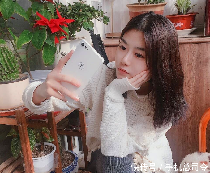 罗永浩比雷军良心,骁龙660+6G+全面屏,狂跌6