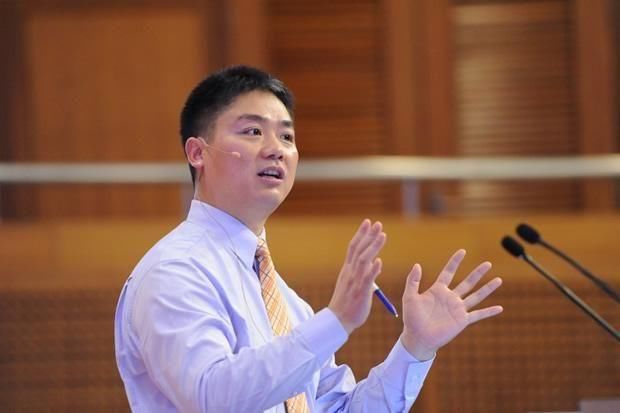 刘强东:京东的智能配送机器人正式上路,别了,快