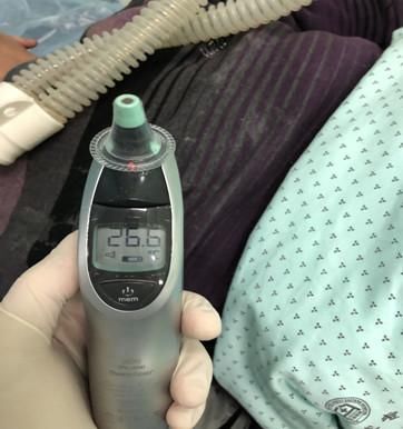 盖了一晚薄被体温降至27度 宁波七旬老人险被