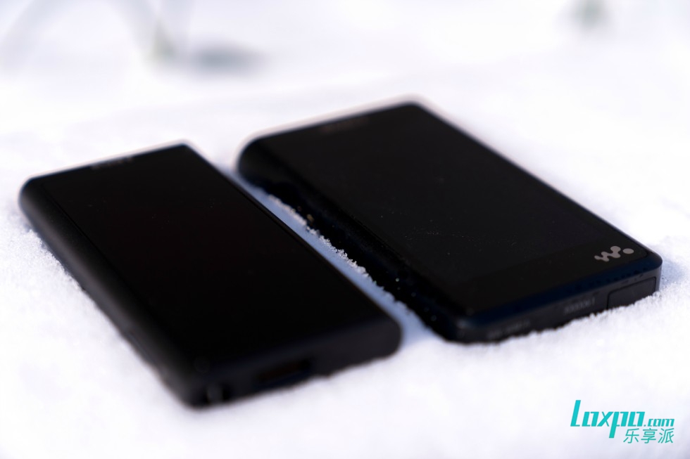 索尼黑砖 VS ZX300A,音质差距有多大?