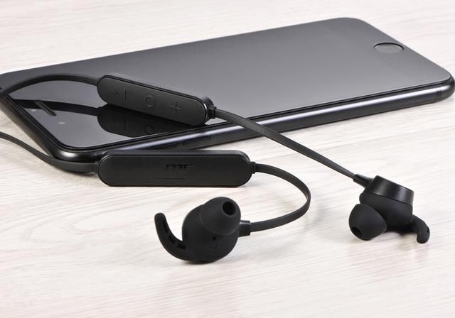 数码评测达人:JEET W1蓝牙耳机与酷狗M1全面