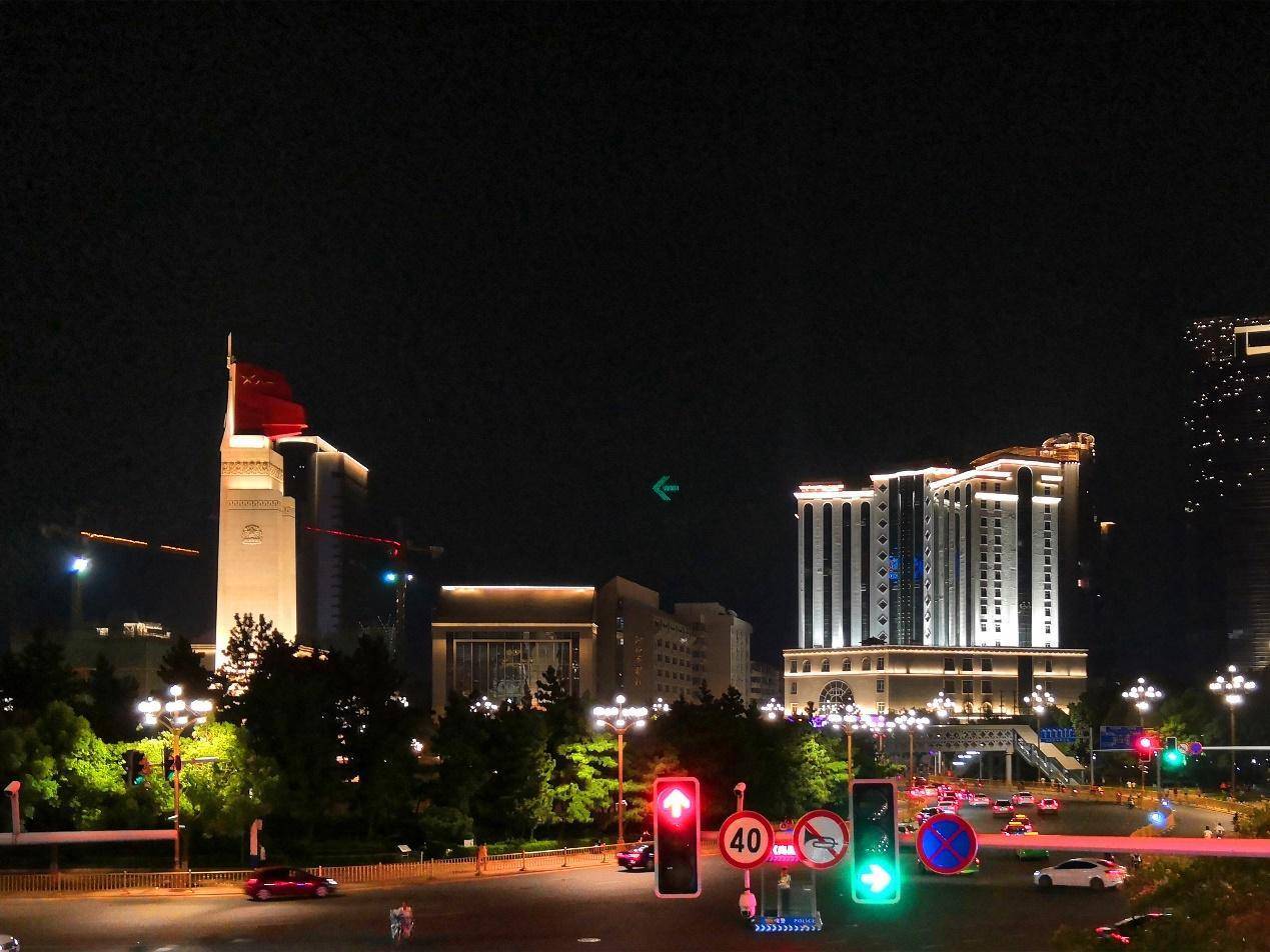 华为nova3领衔 四款三千元以内夜拍手机盘点