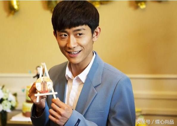 《柒个我》张一山每个人格的服装搭配,带火了