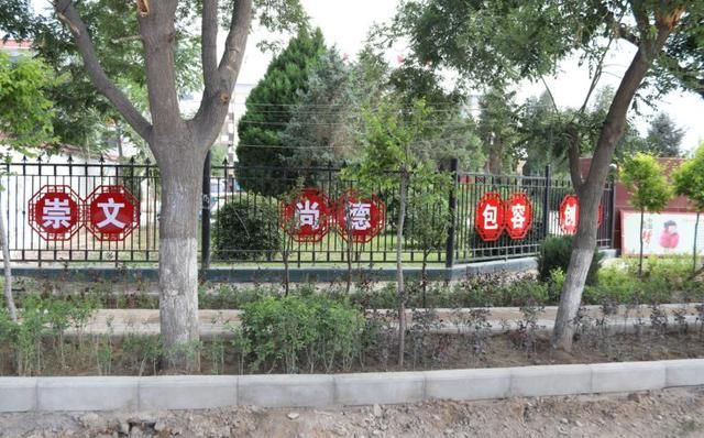 永昌镇改善人居环境助力文明城市创建