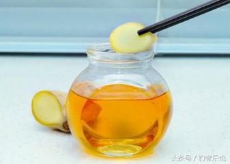 蜂蜜生姜水可治老年斑,有助于排出体内色素!