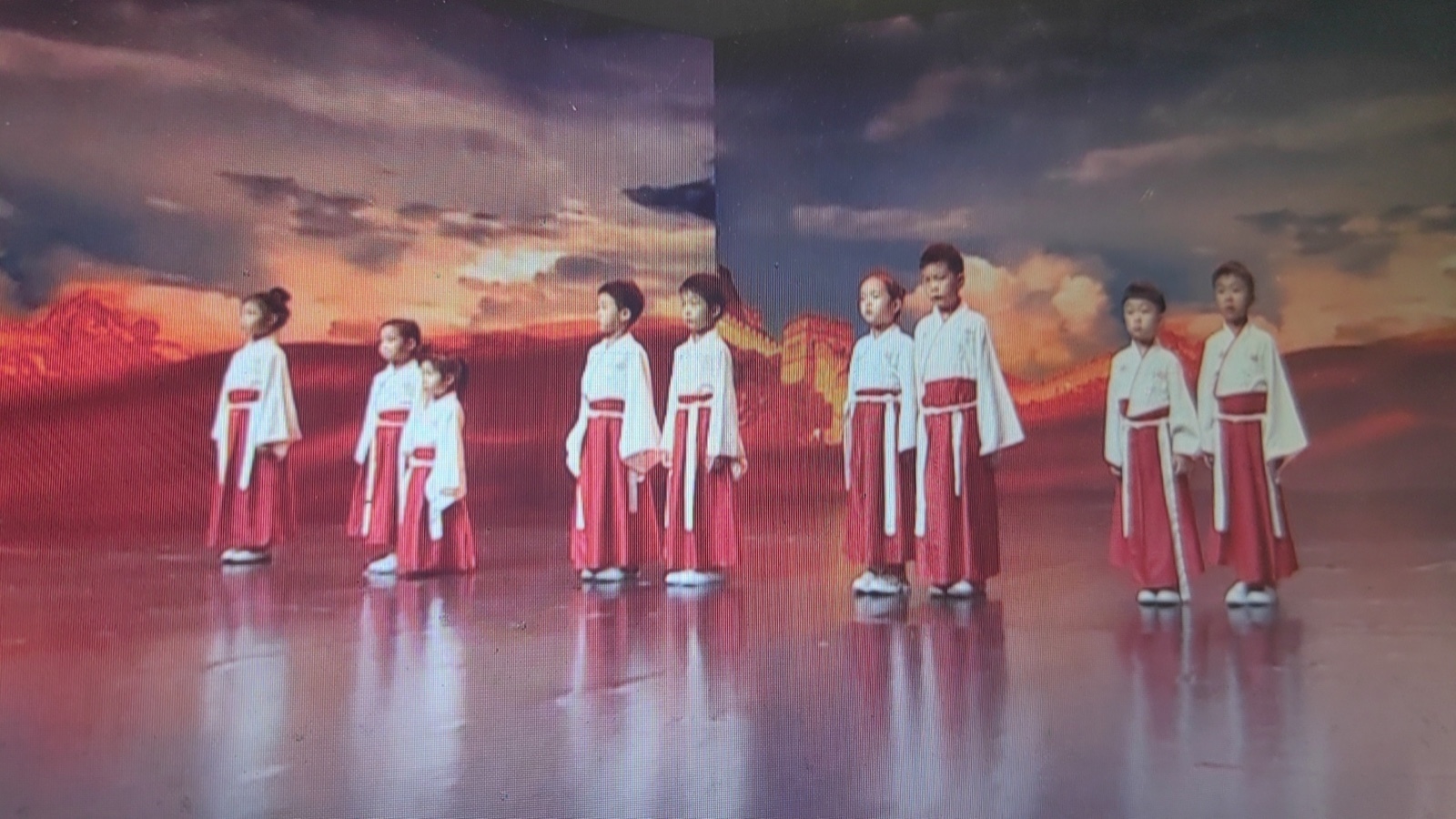 朗诵:《 我 是 中 国 娃 》 朗诵:《 我 是 中 国 娃 》