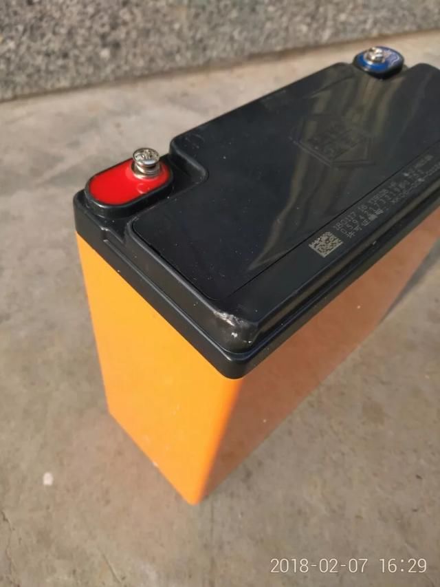 电机加电容有什么用 t016f14883da5c5c602.jpg?size=640x853