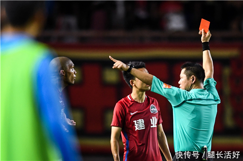 全中超最烂球场+最脏球风 竟还要脸开嘲讽?你