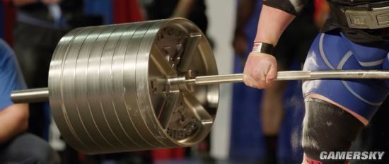 《权力的游戏》魔山扮演者打破硬拉世界纪录