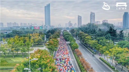 2019比佛利环蠡湖国际半程马拉松周日开赛(图1) 2019比佛利环蠡湖国际半程马拉松周日开赛(图1)