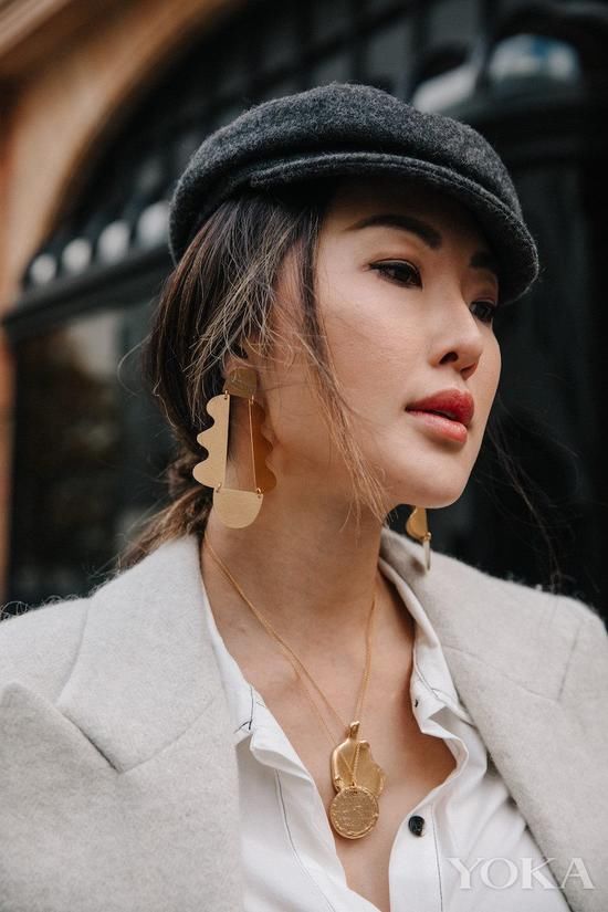 重金属耳环热潮来袭 佟丽娅告诉你怎么戴最美