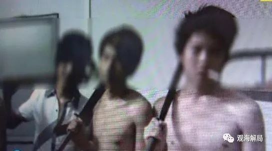 老板放高利贷打死人刑拘37天 当保护伞局长判