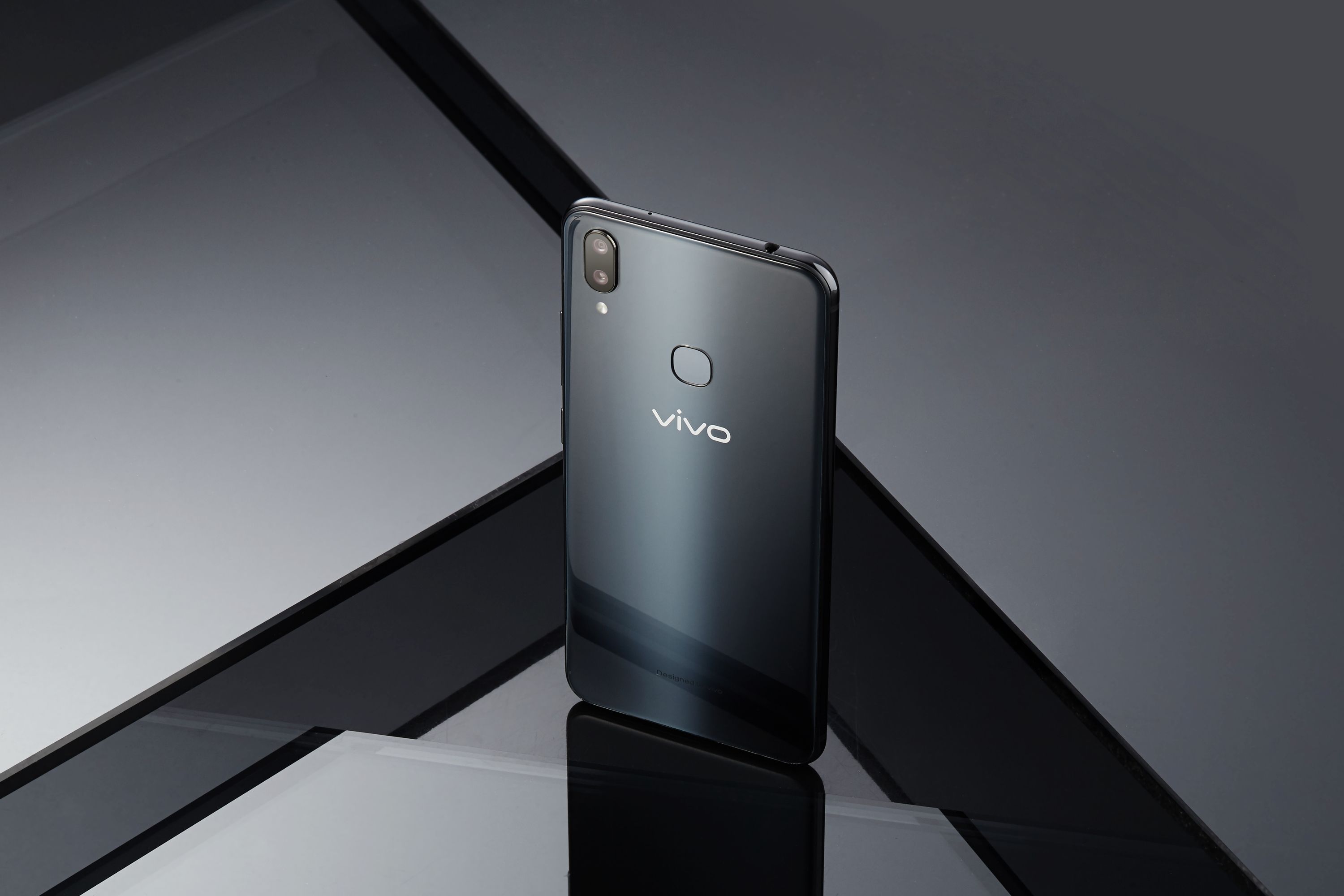 vivo x21i颜值爆表,秒所有双玻璃手机!