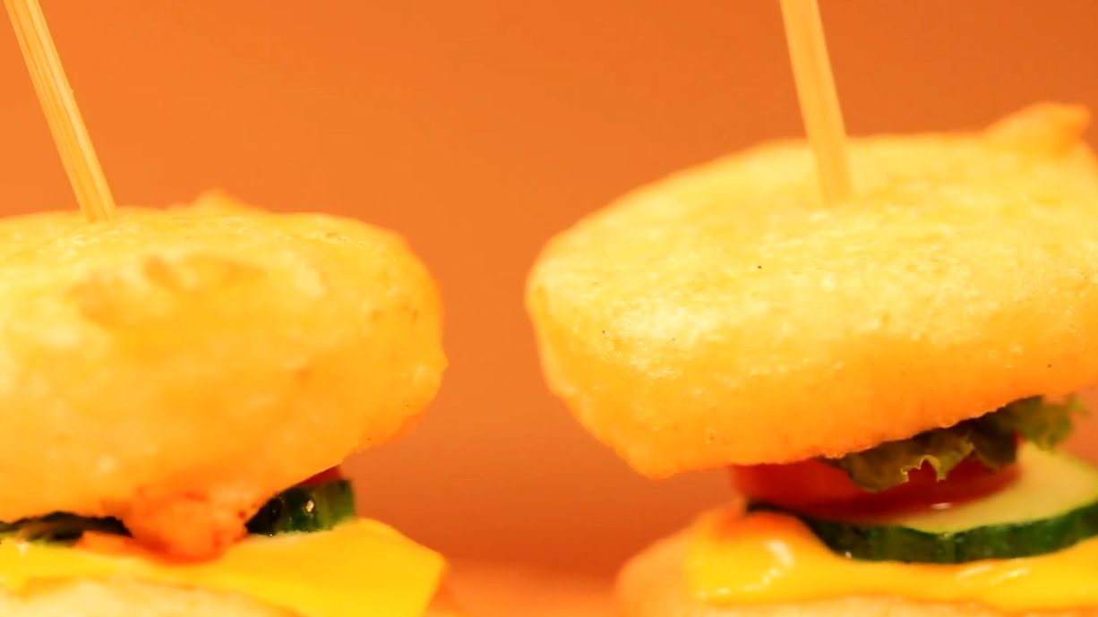 这么多年的土豆都白吃了!大厨花式创意吃法,造型惊艳、口感酥脆可口 这么多年的土豆都白吃了!大厨花式创意吃法,造型惊艳、口感酥脆可口