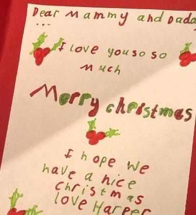 贝克汉姆一家过节,小七写贺卡告白爸妈,四兄妹
