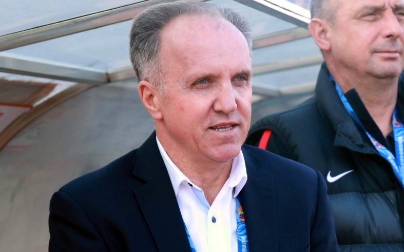 中超一球队成足球教练坟墓!十年九次换帅,不是