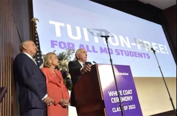 真的!美国大学宣布为医学院学生免学费