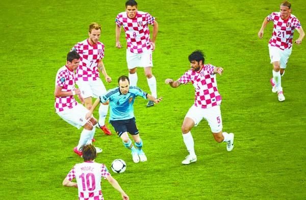 优雅的大师,低调的王者!再见了-小白,再见了-伊