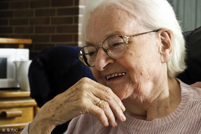 春节回家给老人带什么礼物好?我买一样宝贝,把