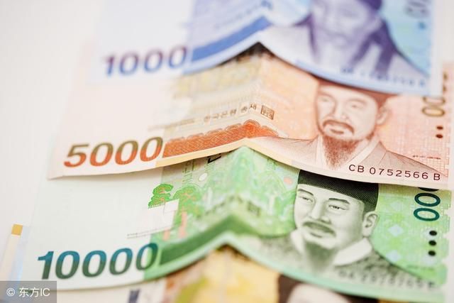 日本、韩国、俄罗斯作为发达经济体,他们货币