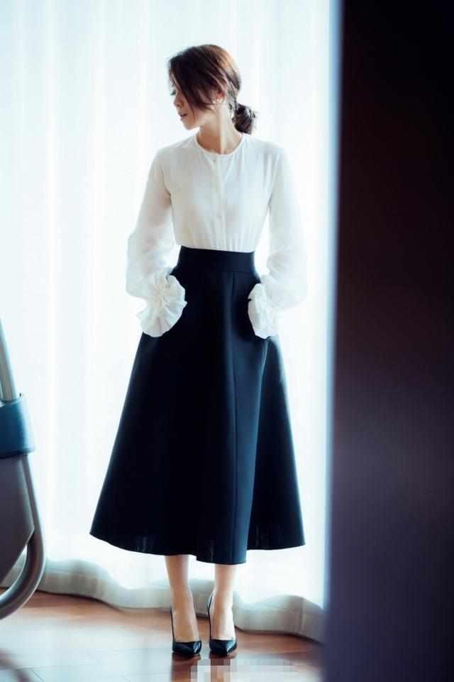 闫妮素颜照曝光