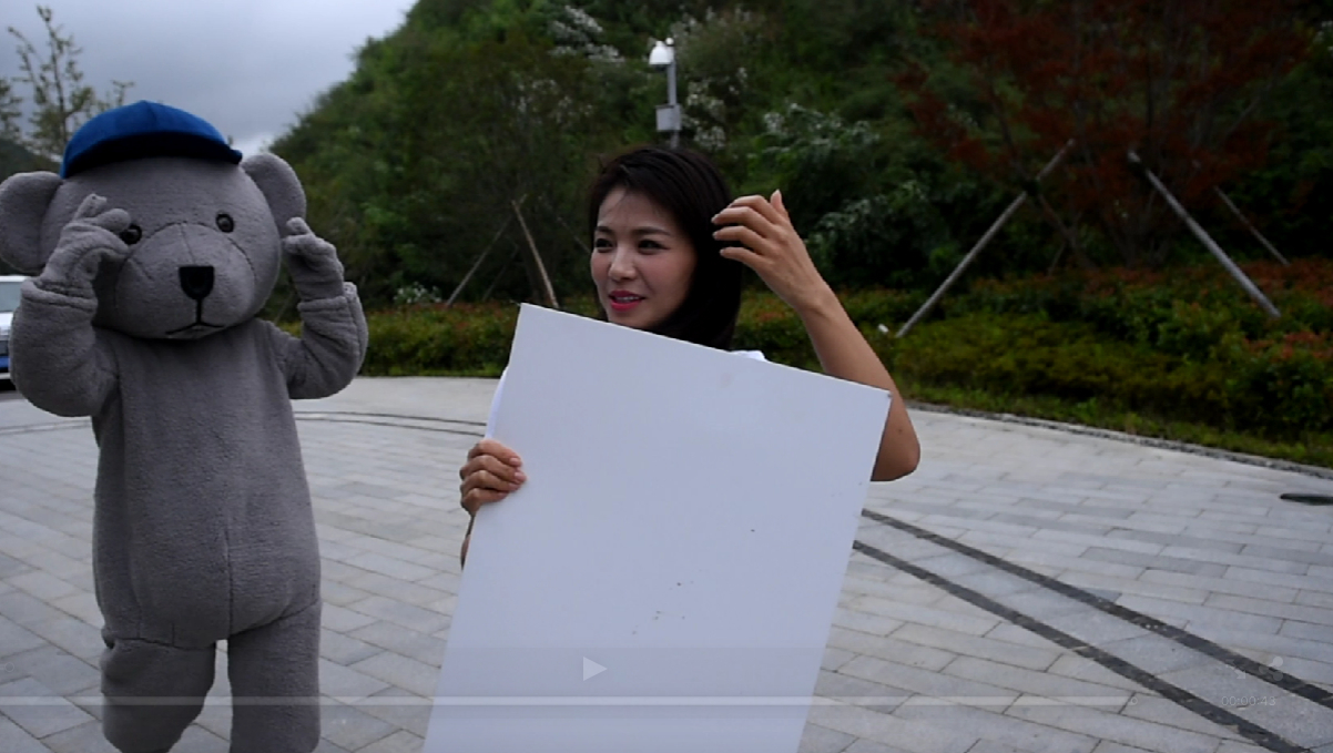 王珂变装庆生刘涛 粉丝:撒了一大把狗粮!