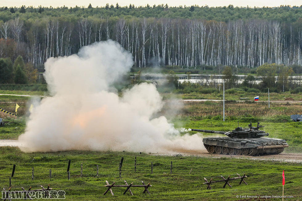 T-72B3主战坦克。