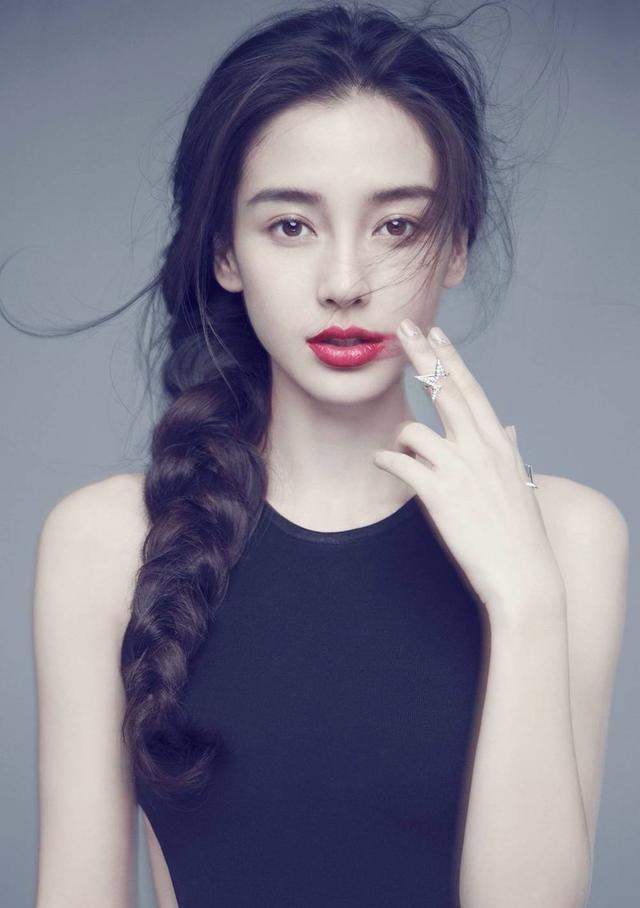 试了一下赵薇的编发,结果把自己美到了