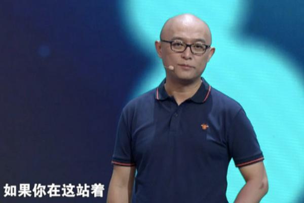 就连一向挑剔的女嘉宾高瑞敏也先后主动示好,不过却遭到姜振宇的"挑拨