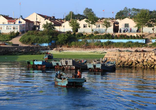 竹岔岛风光优美,似海上仙山,秀美如画,如世外桃源般宁静.