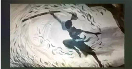 LOL新英雄将上线!这个神秘的英雄将会是谁?