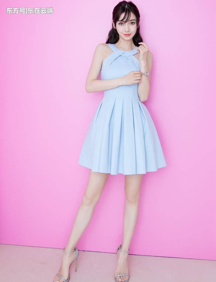 杨颖这双腿时细时粗,却被这新发型给惊呆了,竟