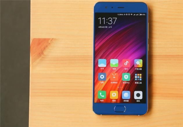 18岁男生该用哪些手机?小米、锤子担当,华为、