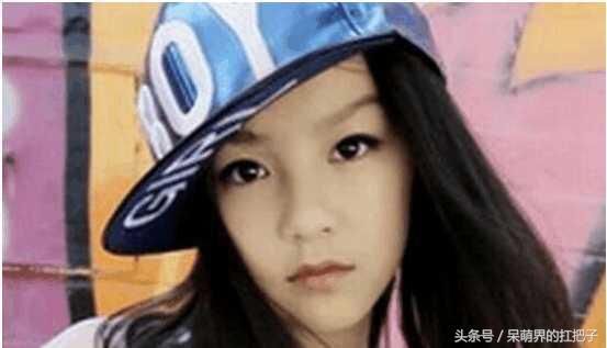 易烊千玺醉酒吻女朋友,真相令人始料不及!