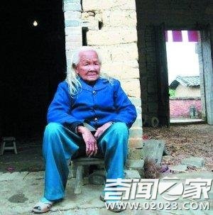 95岁老人死后6天奇异复活!自己爬出棺材在厨房里煮粥...