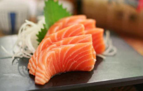 三文鱼生吃有寄生虫吗 三文鱼生吃还是熟吃好