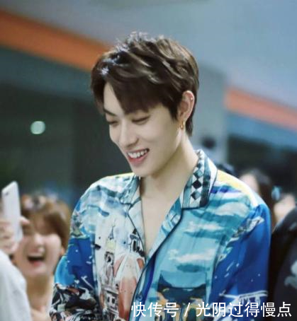 木子洋,王俊凯,迪丽热巴,王一博等齐穿杜嘉班纳