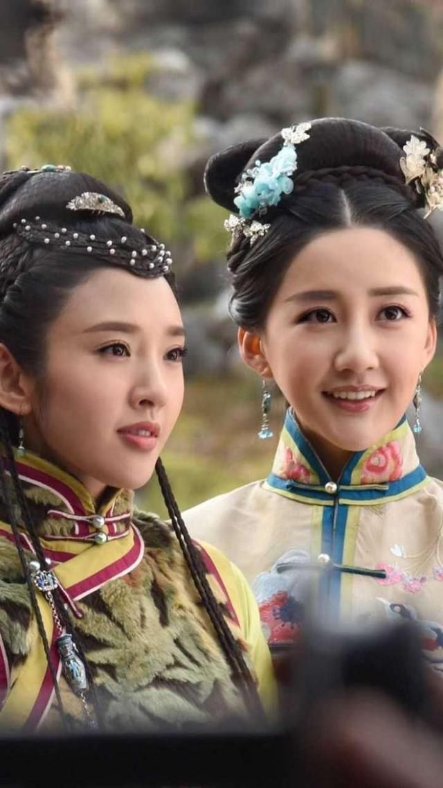 反而里面阿巴亥感觉更符合东哥人设