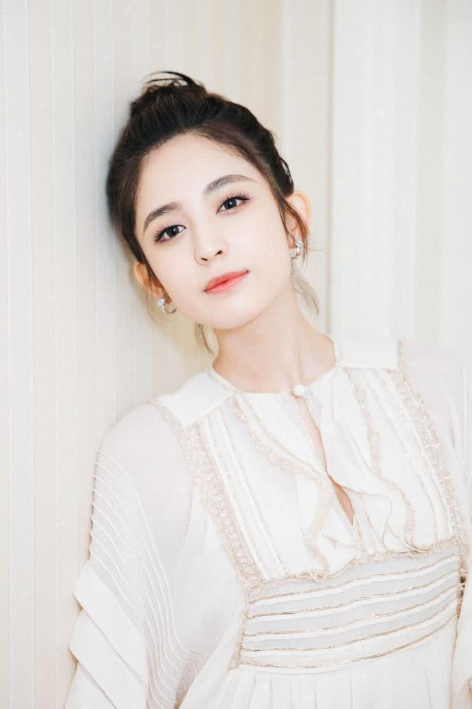 吴亦凡古力娜扎将会在7月份公布恋情?如果是