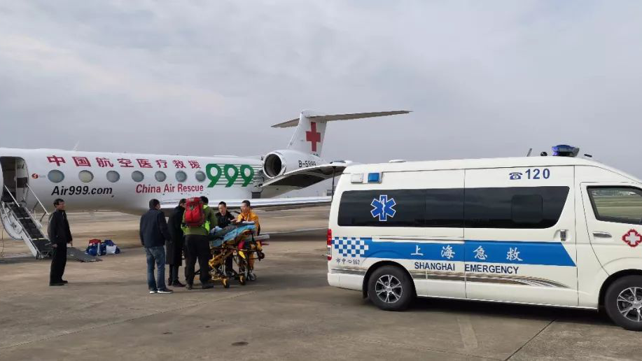 999救援飞机首次在台多地起降 同机转运3名台湾危重患者