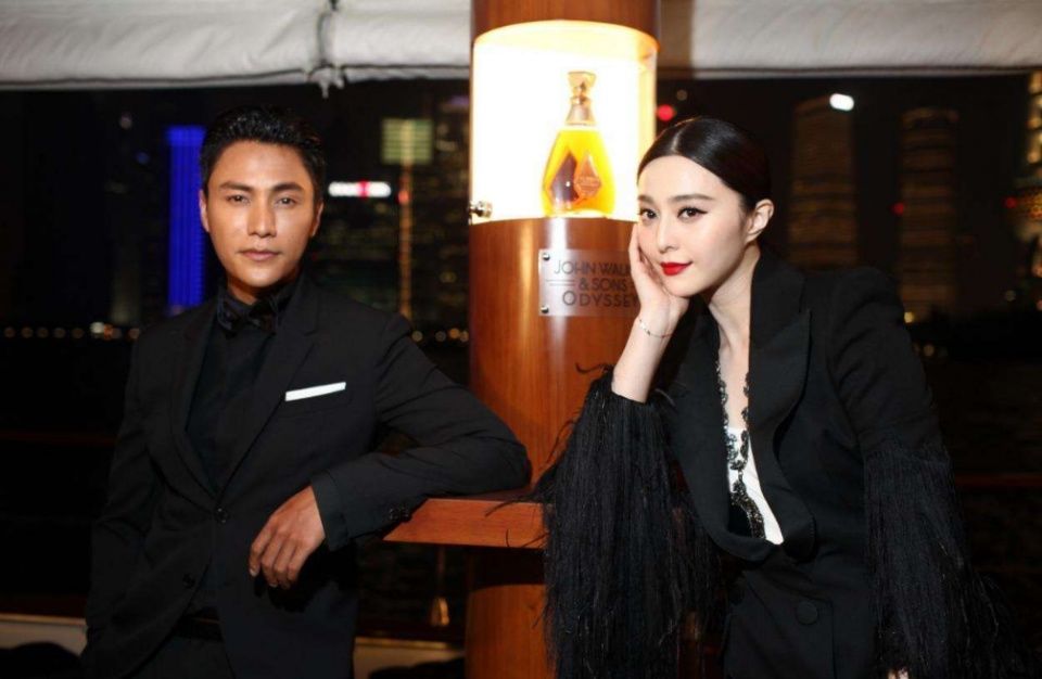 李晨范冰冰婚期将近, 洪金宝成龙都将到场祝福