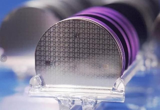 云南城投集团计划投资80亿元,建设大硅片项目