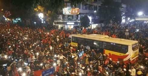 足球对一个国家有多重要?看看越南U23闯进亚