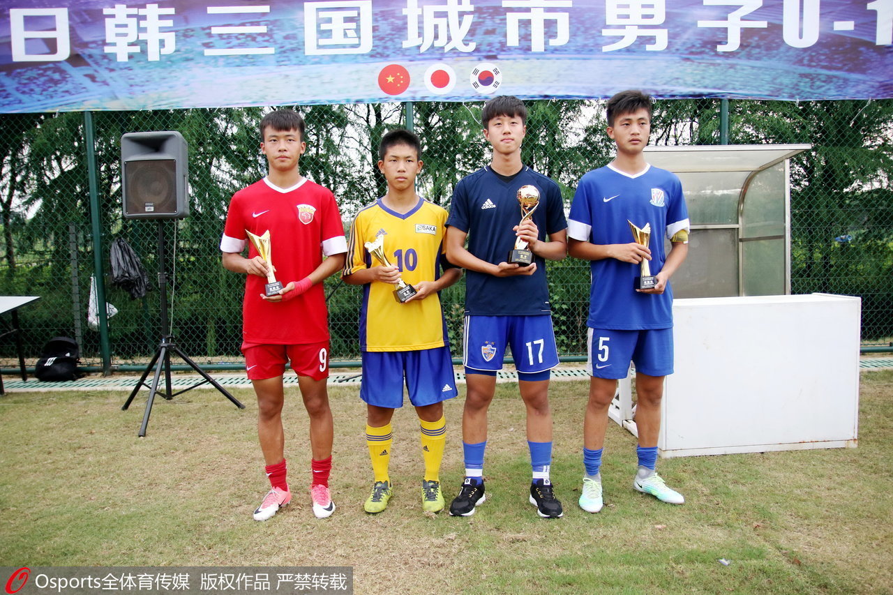 真惨!上港申花U16遭韩日暴虐 1球不进被灌14