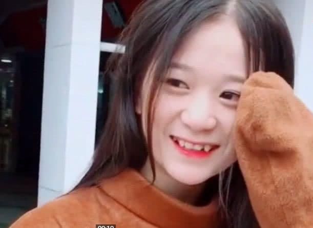 抖音的网红熊真实身份曝光,得知真相的网友伤