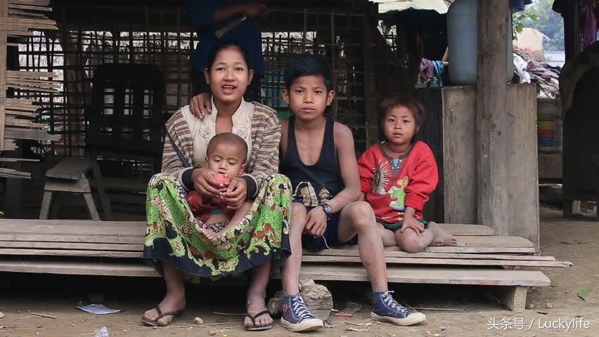 亚洲最穷的国家之一,农村生活一贫如洗,家家户
