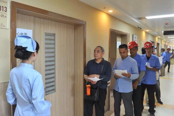 院郑东院区开诊 即日起免费为1000名农民工体检
