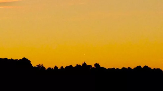 2月13日一起去看晨曦中最亮的星